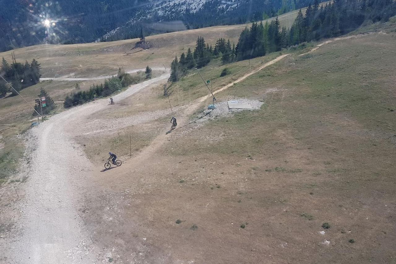 Studio Chaleureux Aux Pieds Des Pistes De Ski Des Glovettes Villard-de-Lans Exteriör bild